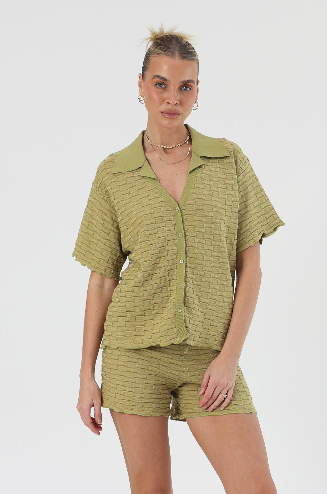 Bailee Knit Button Up - Isabelle Quinn